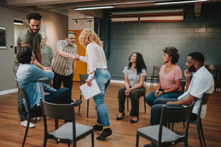 Caregiver Support Groups: What To Expect Your First Time