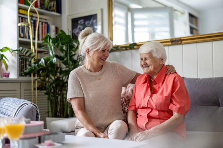 4 Ways Caregiver Support Groups Make You More Confident