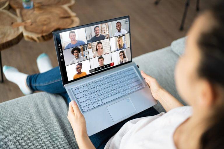 Virtual vs. In-Person Dementia Support Groups For Caregivers: Which Is Better?