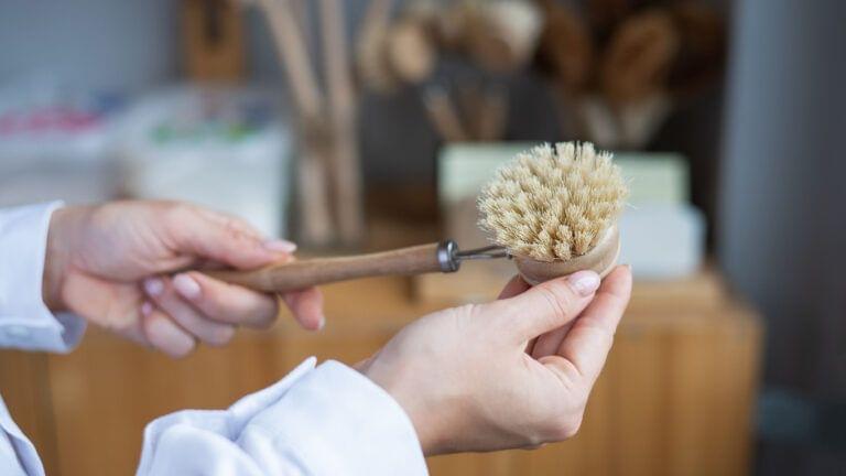 Who Needs A Long Handled Sponge? Perfect For Limited Mobility & More